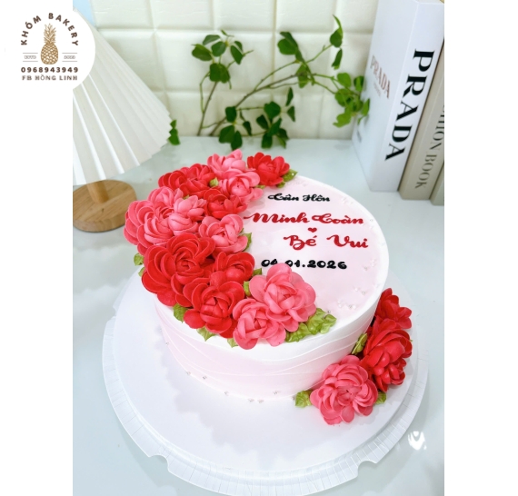 Bánh kem cưới đơn giản tone đỏ hot Long An 