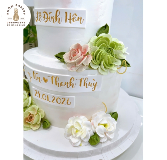Bánh kem cưới 2 tầng mẫu mới 2026 tại Long An