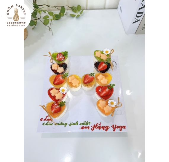 Bánh panacotta chữ H 