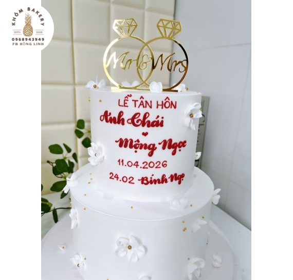 Mẫu bánh kem cưới đẹp 2026 tại Long An tone trắnng