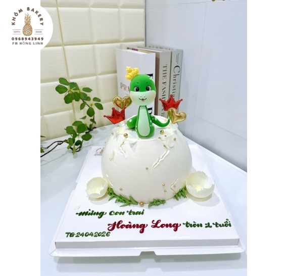 Bánh trứng nỏ ra bé tuổi tỵ tone xanh