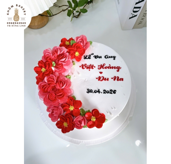 Mẫu bánh kem tone đỏ 1 tầng truyền thống tone đỏ 