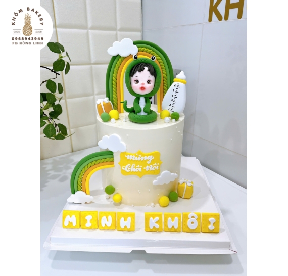 Bánh kem thôi nôi dành cho bé trai tone xanh tuổi tỵ